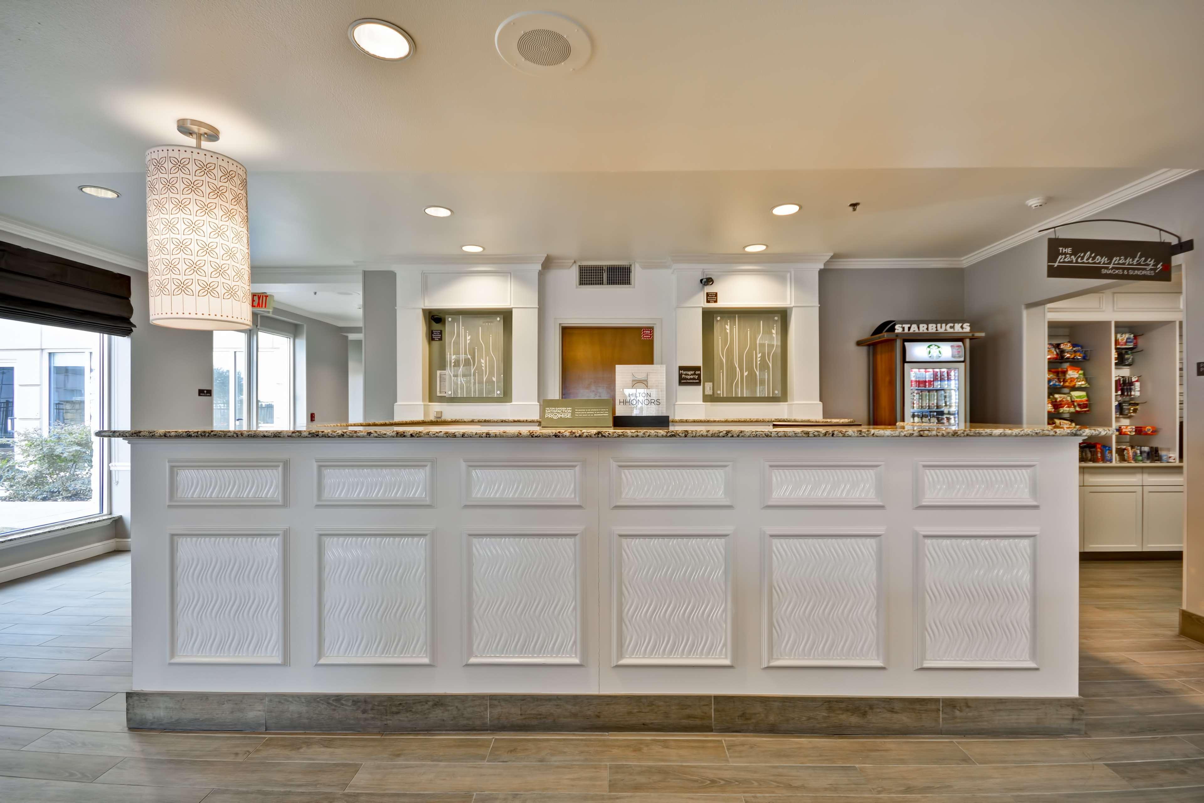 Hilton Garden Inn Austin Round Rock Exterior photo