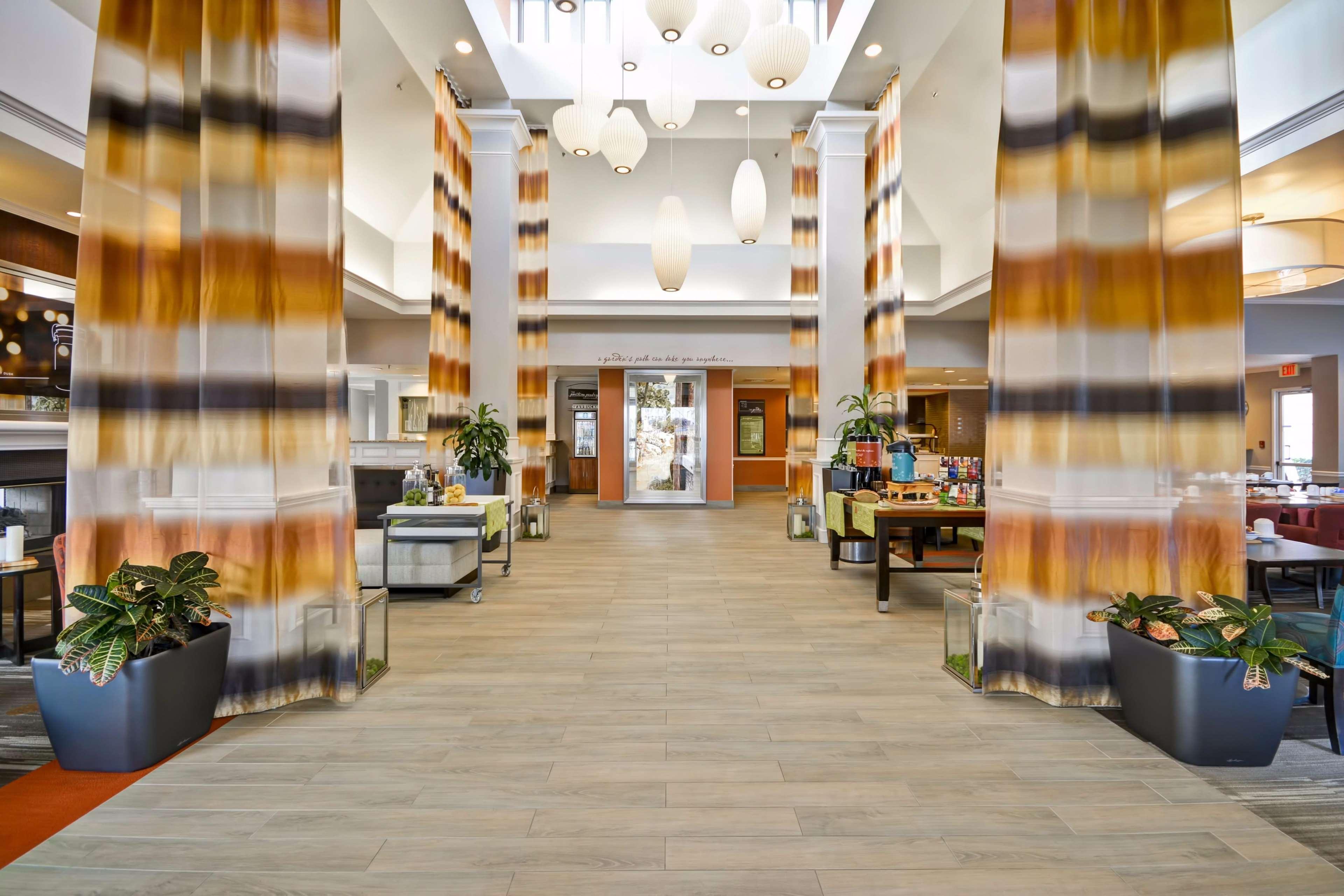 Hilton Garden Inn Austin Round Rock Exterior photo
